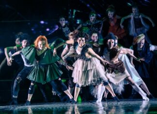 Liberecká inscenace, kterou musí dospělý divák sledovat očima dítěte