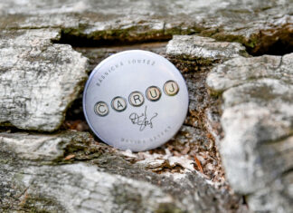 První ročník Básnické soutěže Davida Stypky Čaruj! je u konce. Studenti vyčarovali přes sto nádherných básní.