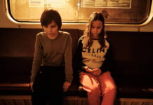 Film Světloplachost (2023): Nikita, Viktorie a tma