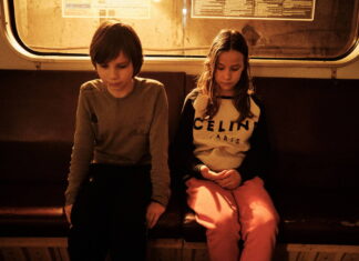 Film Světloplachost (2023): Nikita, Viktorie a tma