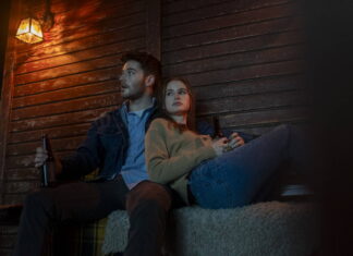 Film Cizinci: Kapitola 1 (2024): radši jsi měla letět do toho Řecka