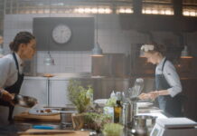 Film Recept na štěstí (2023). Popelka, Pretty Woman a Marry Poppins. Ale v dojemném hávu