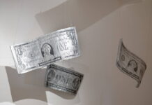 Unikátní výstava Andyho Warhola v Pardubicích představuje ikonu pop-artu v novém světle