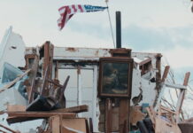 Tornádo: Uprostřed bouře (2025). Dokument, který víc dojímá, než informuje