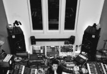 KONCERT: MARK SCIBILIA