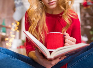 Knižní tipy: Král popu, lesk a bída výrobních hal i jazyková příprava na léto Depositphotos – knižní tipy