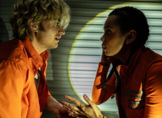 Parazit z chlaďáku (2026): když je název zajímavější než děj Parazit z chlaďáku