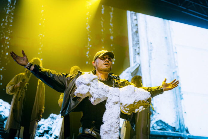 Renne Dang proměnil Trauma Party v obří show. Na konci oznámil O2 universum Renne Dang