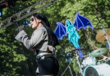 Festival Mezi ploty znovu zaplnil Bohnice. Podívejte se na nejlepší momenty letošního ročníku Mezi ploty 2026