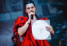 Elektronika, emoce a 80 vinylů. Katarzia pokřtila novou desku v Akropoli Katarzia